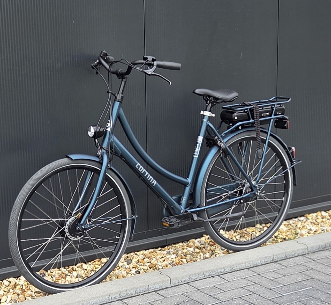 Cortina E-U1 RB3 57cm 600Wh transporter