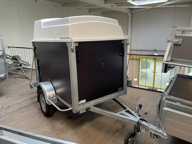 Verhoogde SBW dekselwagen 750kg 200x110x140cm