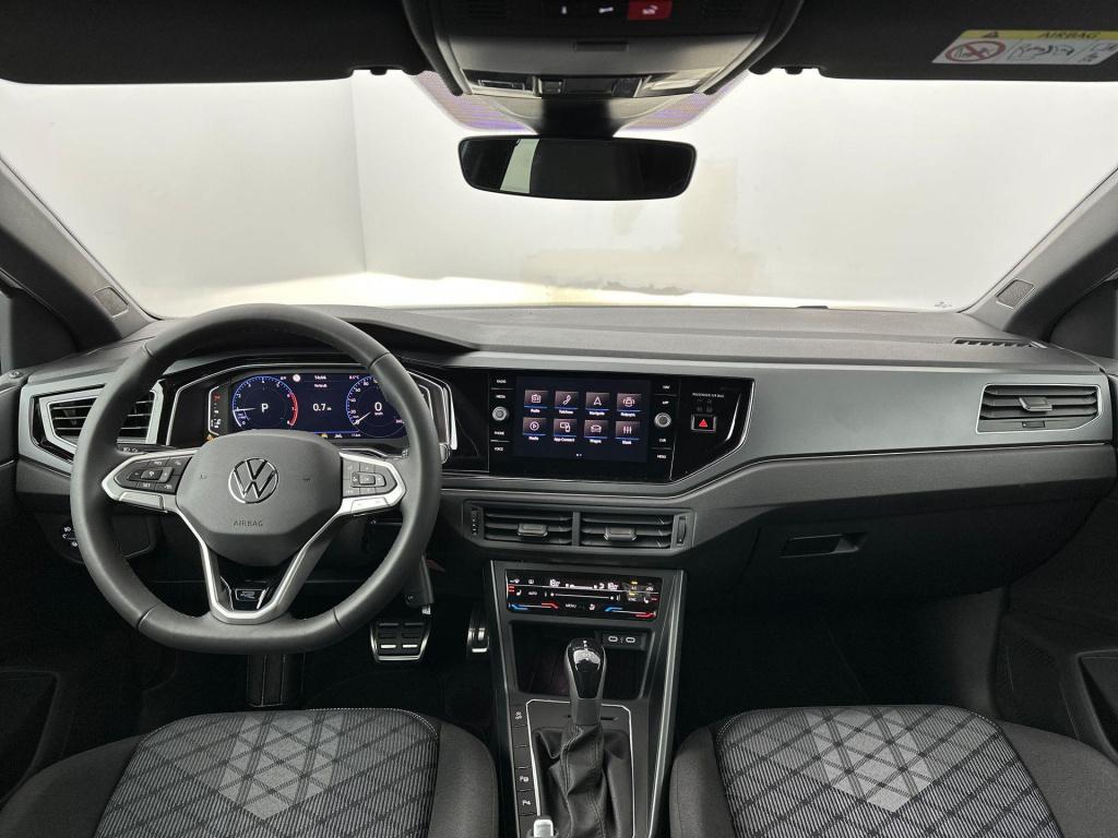Volkswagen Polo r-line-edition 1.0 70 kw / 95 pk tsi hatchback 7 v