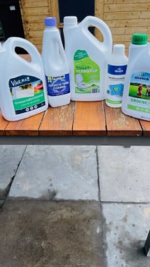 Toiletvloeistof, afvaltank cleaner, watertank ceaner.