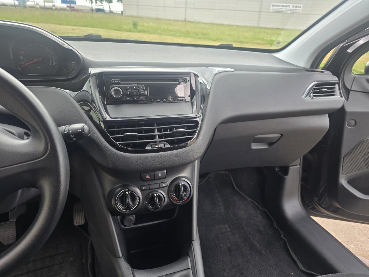 Peugeot 208 1.2 VTI Acces