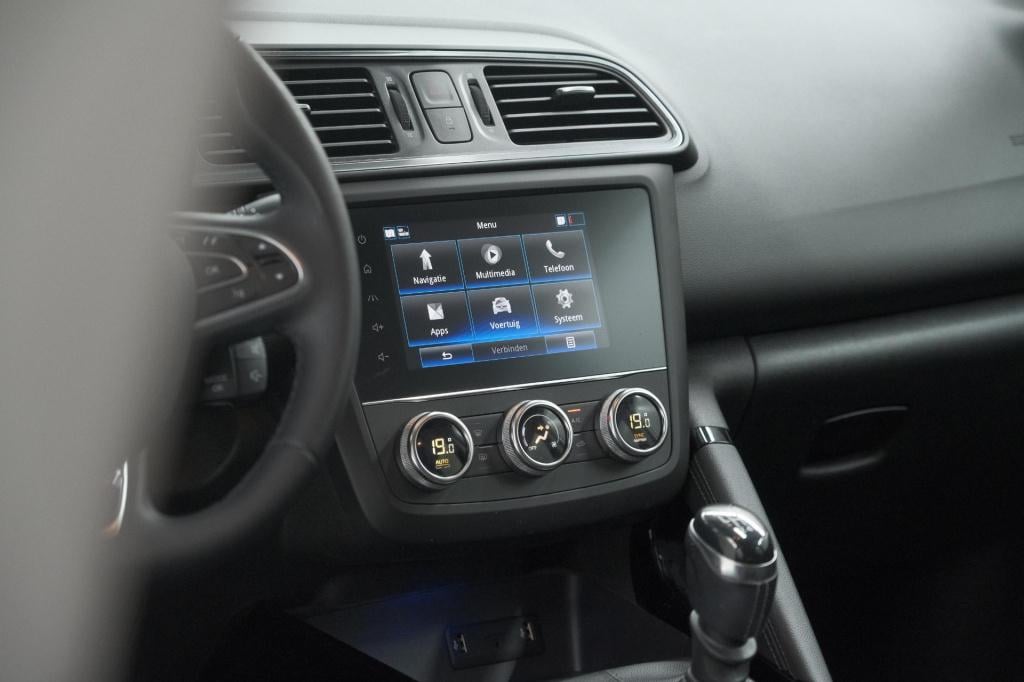 Renault Kadjar 1.3 tce 140 zen | trekhaak | apple carplay | navigatie | par