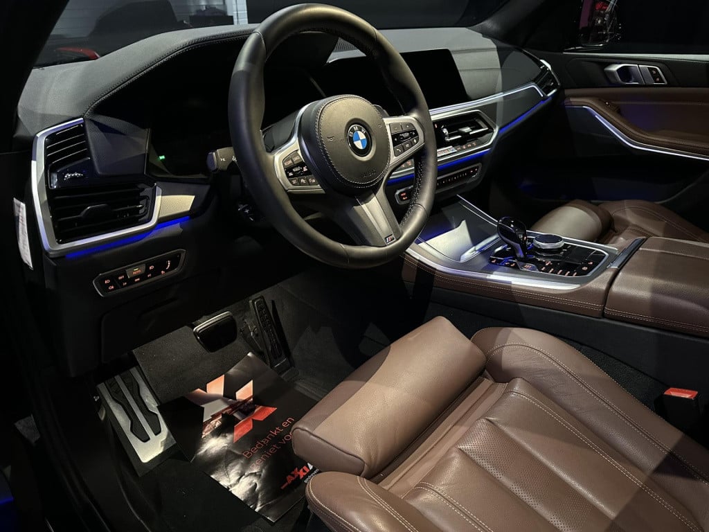 BMW X5 xdrive40i high executive m-sport *camera*22 inch*comfortseats*propil