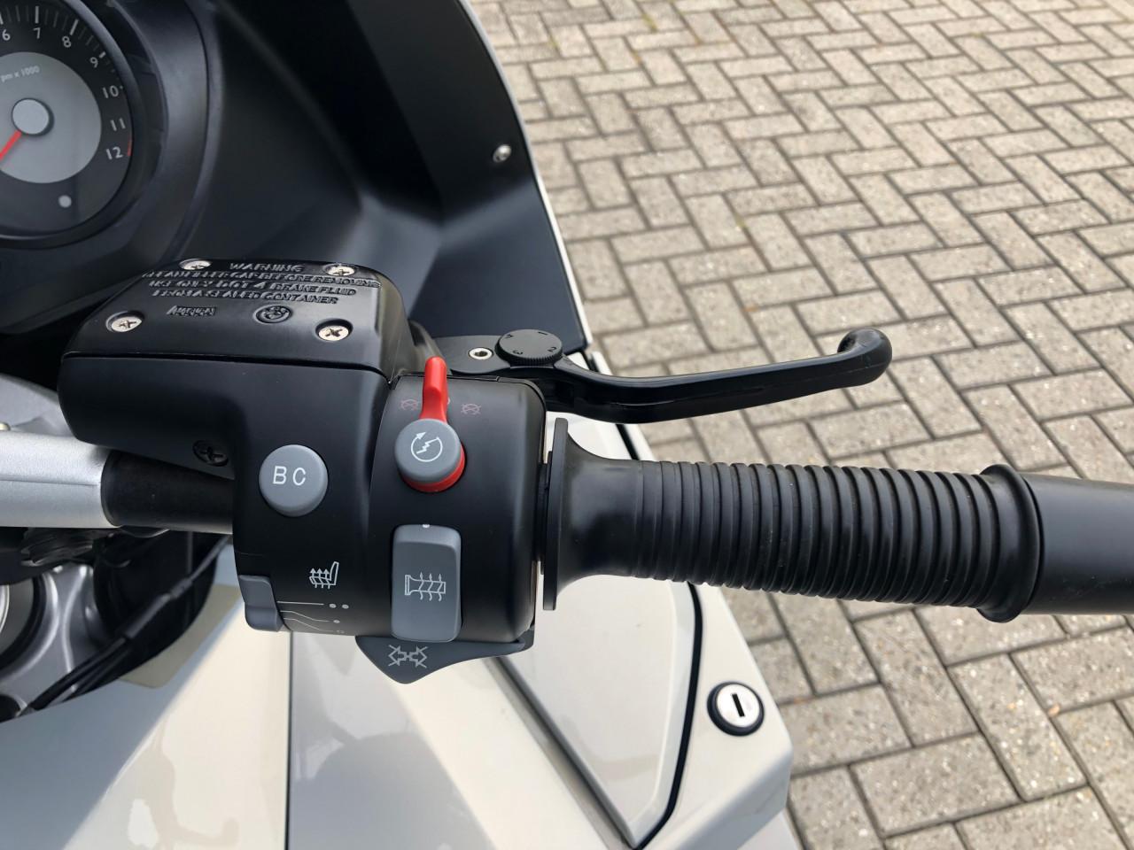 Mooie BMW K1200GT uit 2006 met 35 dkm, cruisecontrol, rijklaar €3500,-