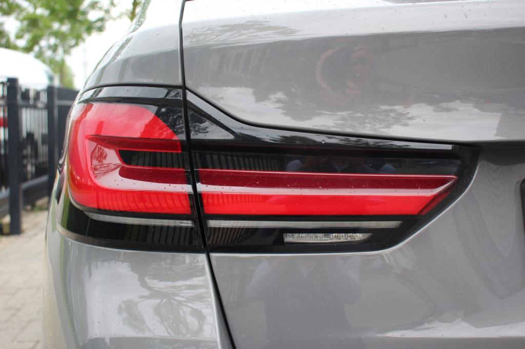 BMW 5 Serie touring 530e m-sport - 292 pk - berninagrau - trekhaak - applec