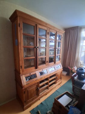 Kast teakhouten
