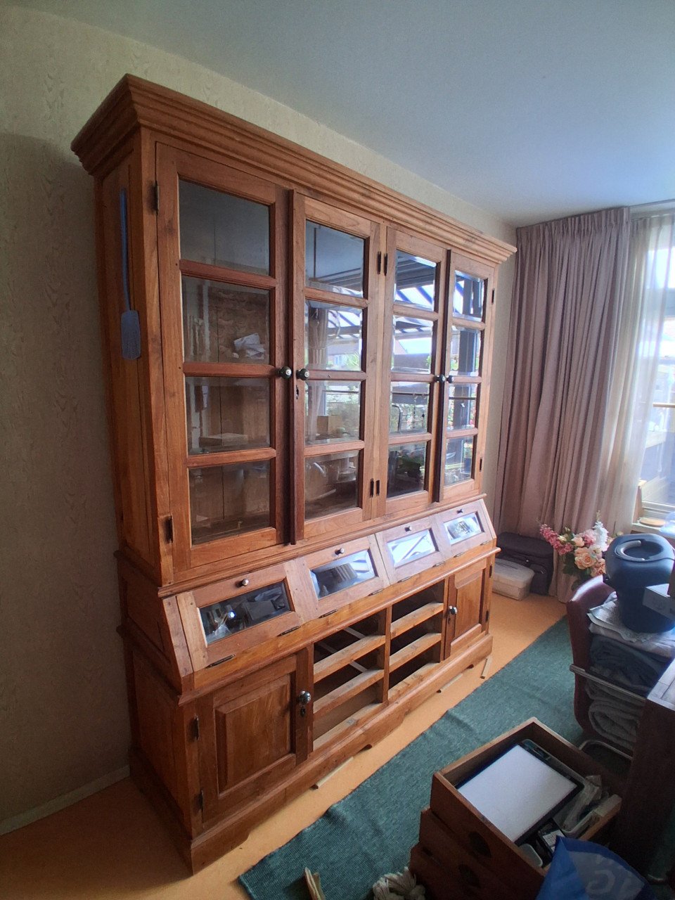 Kast teakhouten