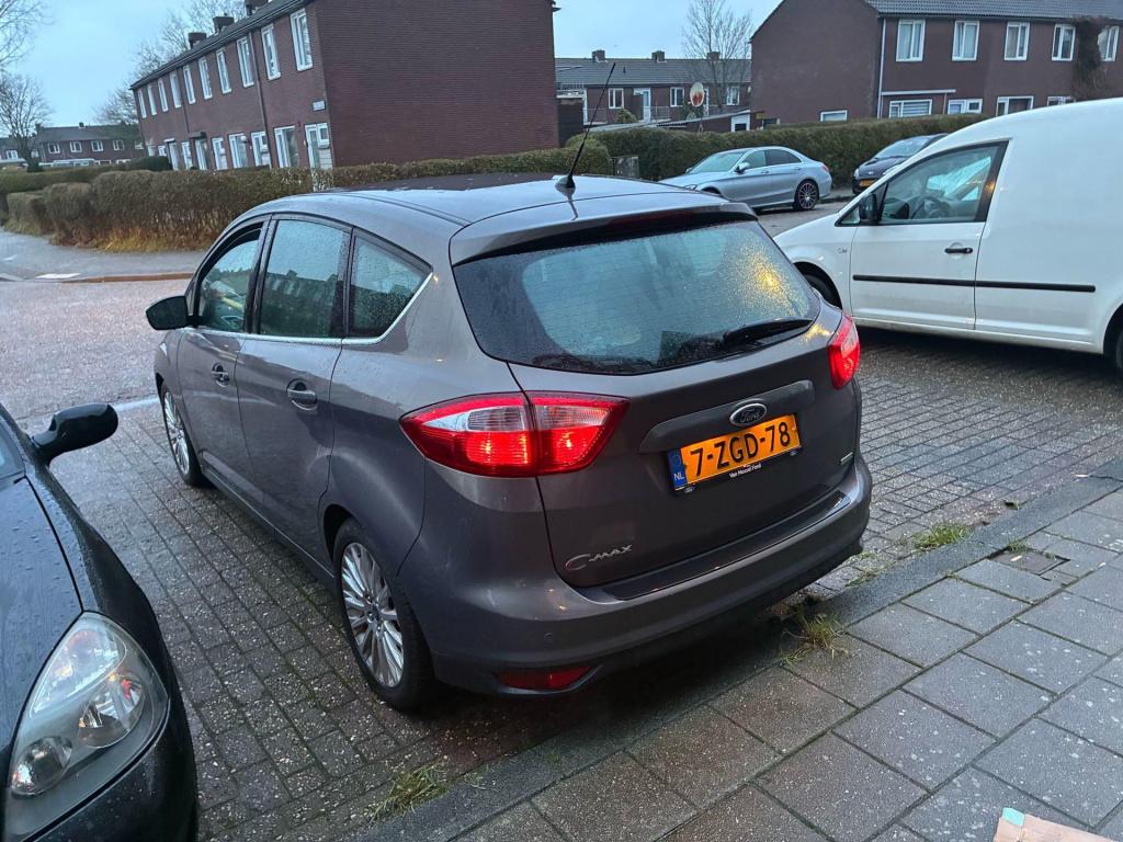 Ford C-max 1.0 edition plus