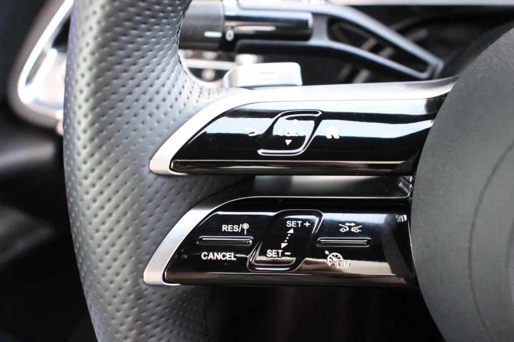 Mercedes-Benz E-Klasse 300 e amg line | superscreen | pano | burmester | 36