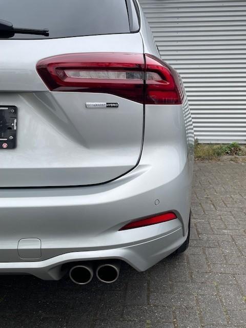 Ford Focus wagon 1.0 ecoboost hybrid st line | apple carplay ecoboost hybri