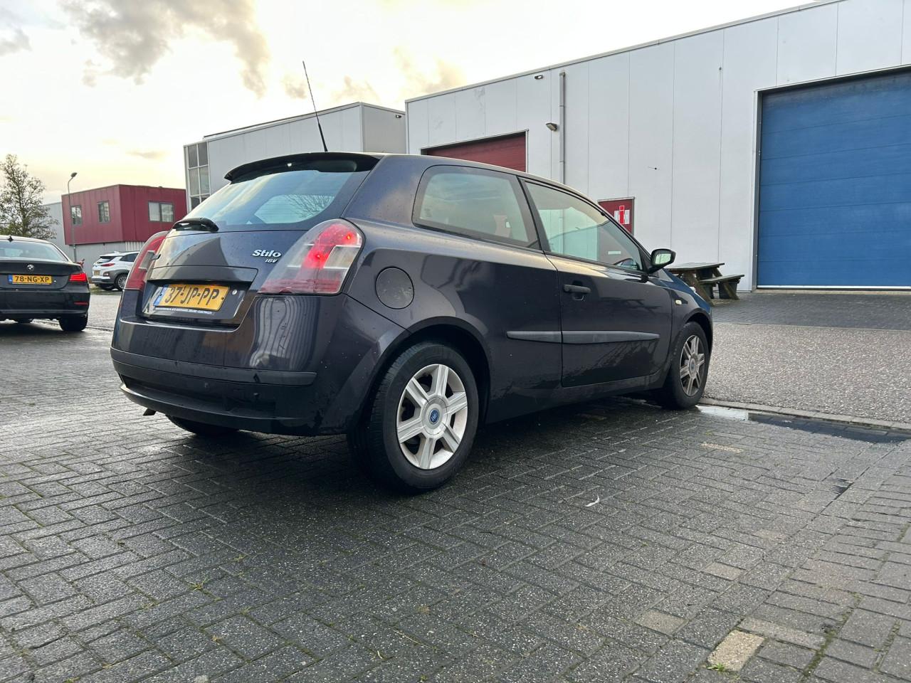 Fiat Stilo 1.2-16V Active NIEUWE APK! SLECHTS 72500KM!