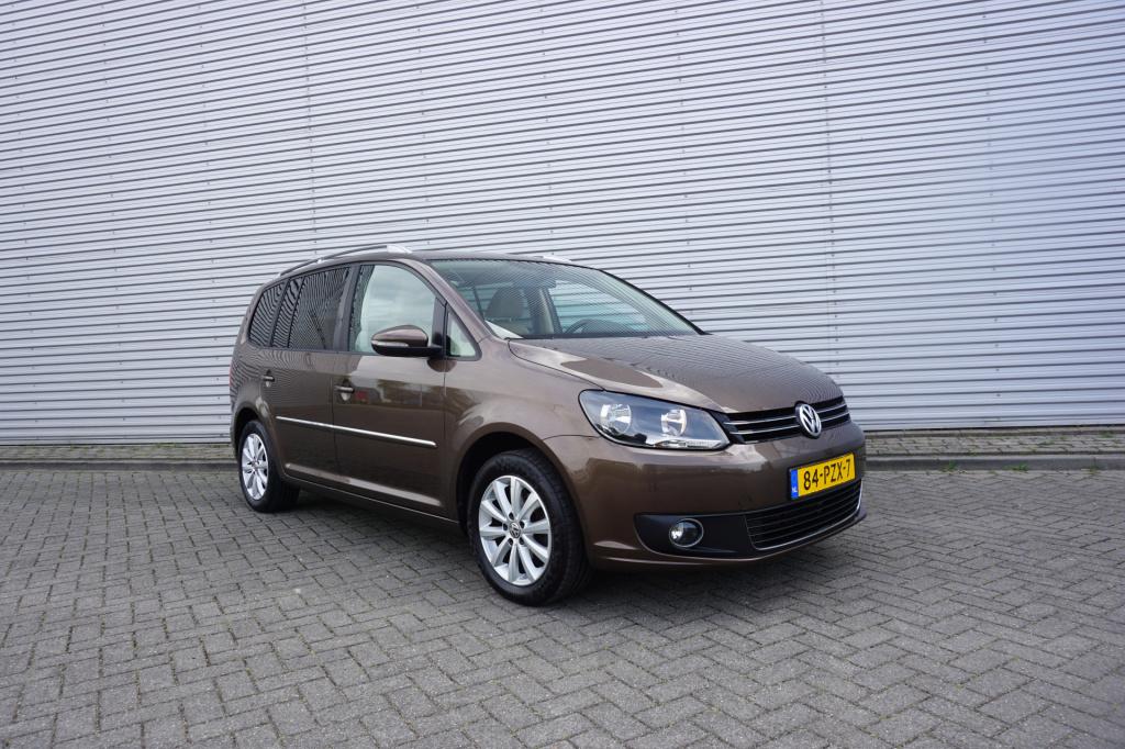 Volkswagen Touran 1.2 tsi highline bluemotion airco / navi / cruise / elekt