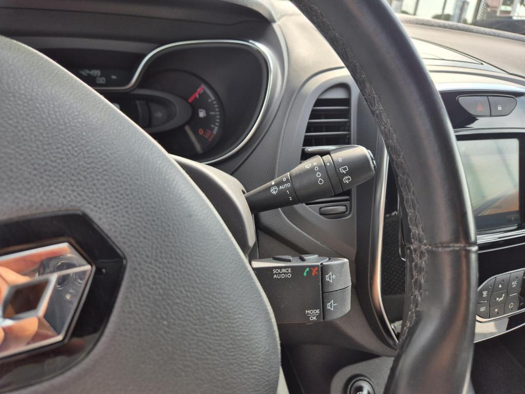 Renault Captur tce 90 intens parkeersensoren, navigatie, led verlichting, c