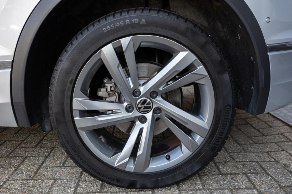 Volkswagen Tiguan 1.4 tsi ehybrid 2x r-line business+ ✅pano✅matrix✅acc✅cam