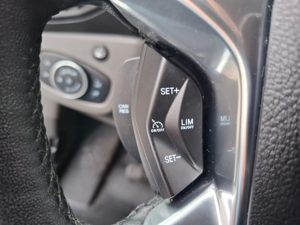 Ford Transit Connect 1.5 ecoblue l2 trend airco / cruise controle / kasten 