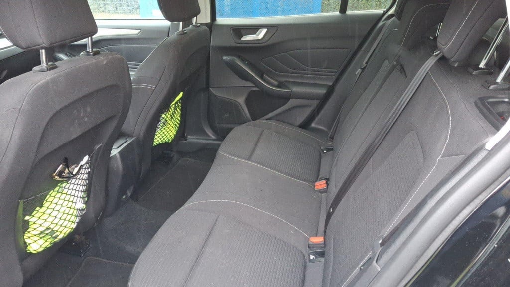 Ford Focus wagon 1.0 ecoboost st line business