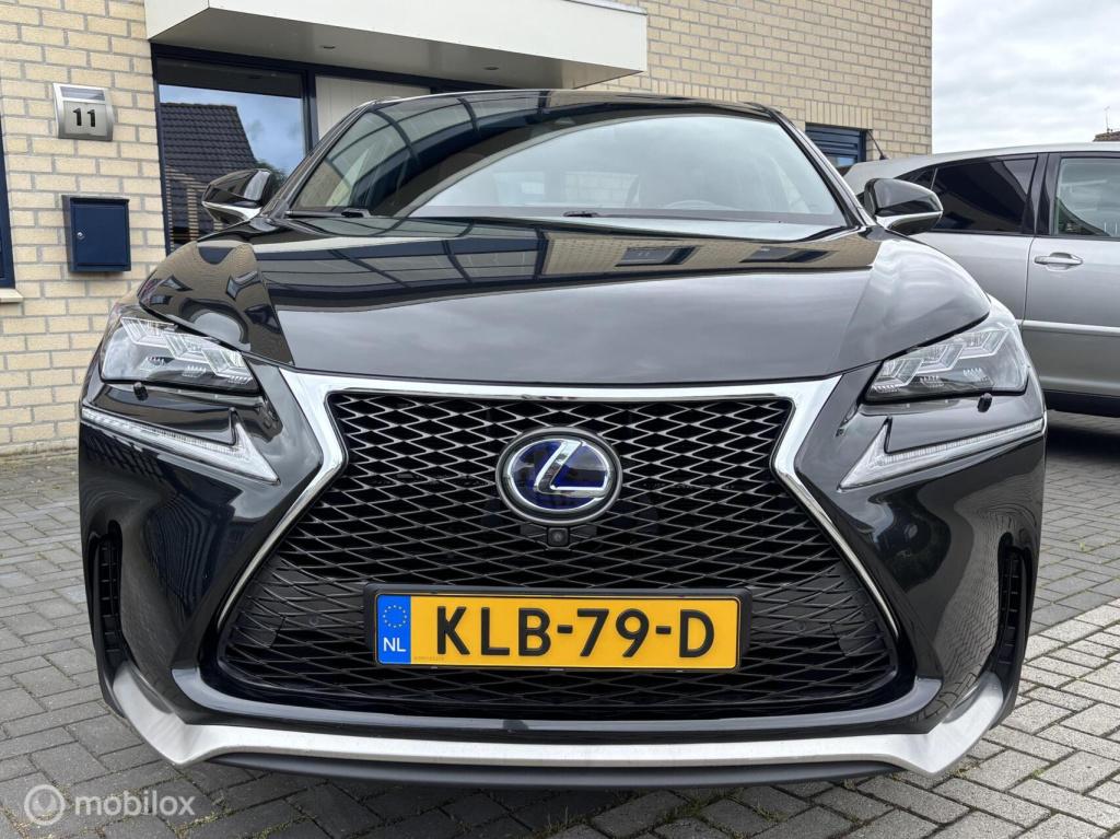 Lexus Nx 300h awd f sport line