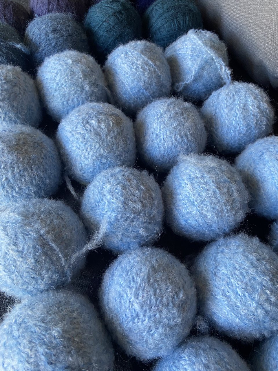 32 pluche bollen
