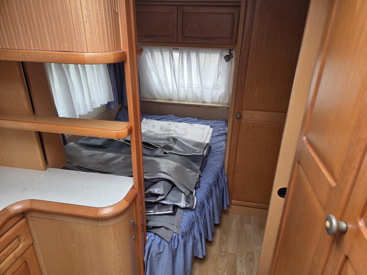 Hobby prestige 495 met voortent