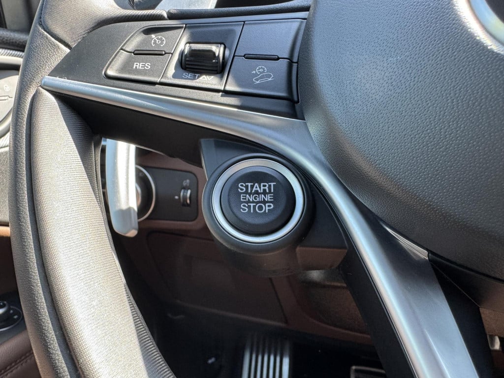 Alfa Romeo Stelvio 2.0 t awd super veloce interieur | trekhaak afneembaar |
