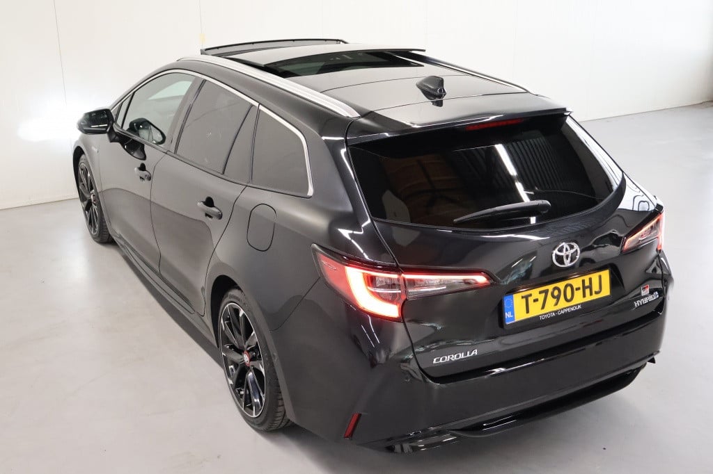 Toyota Corolla Touring Sports 2.0 hybrid gr-sport plus