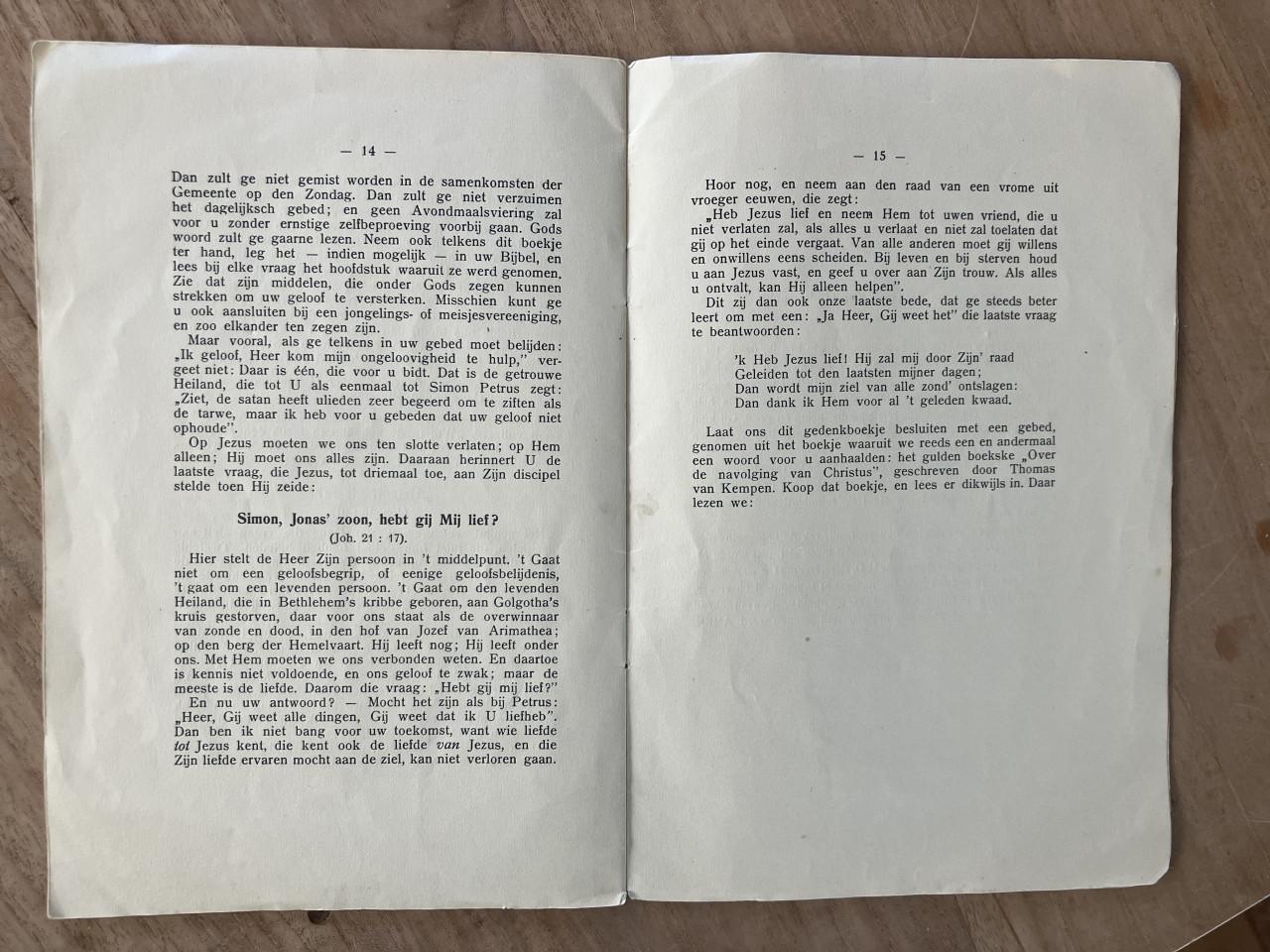 Boekje 12 vragen van God den Heiland