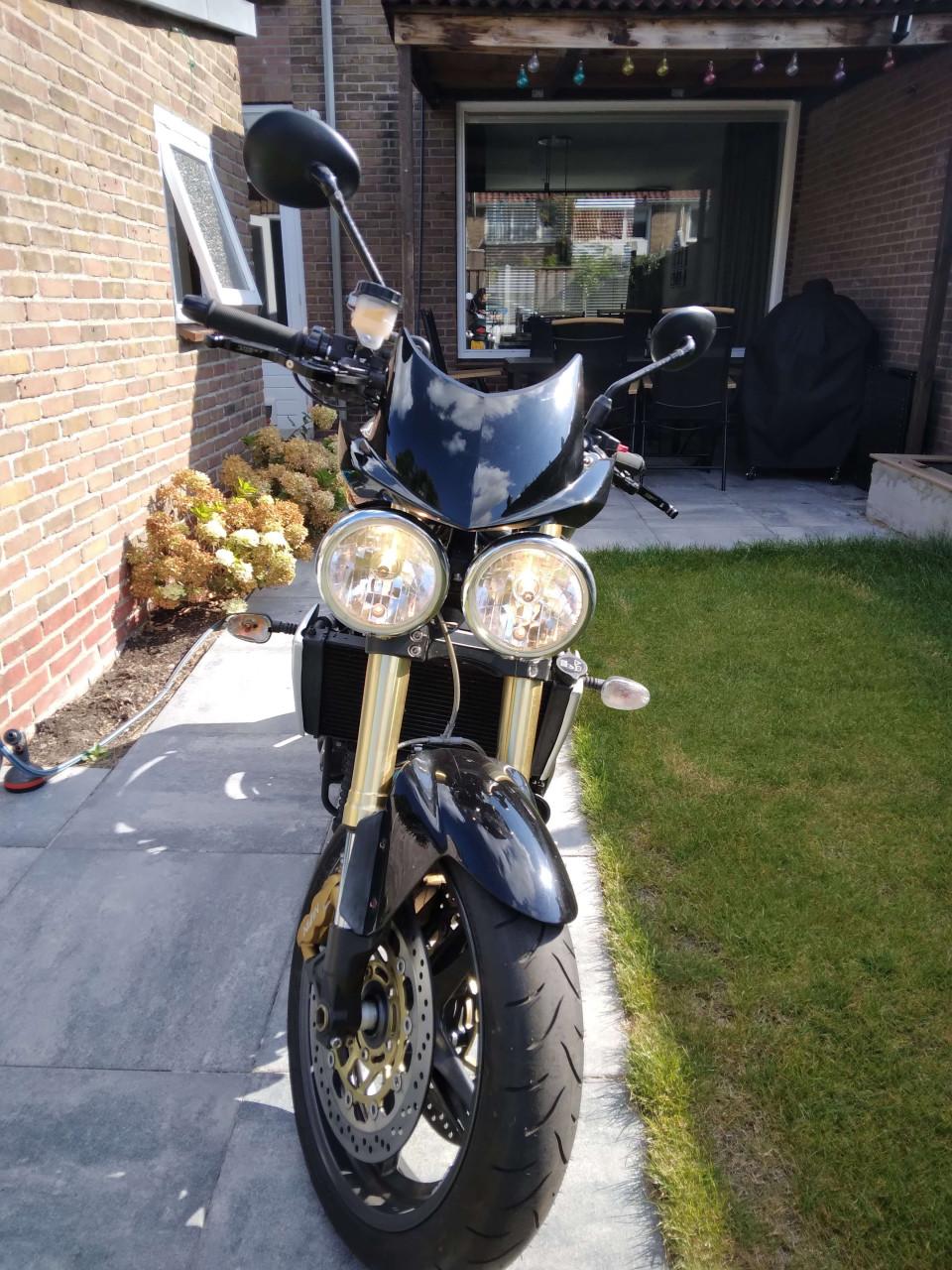 Triumph Speed Triple 1050