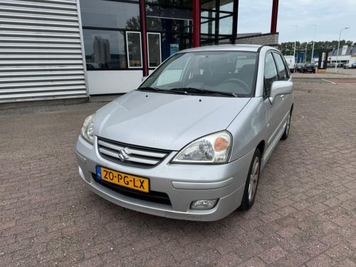 Suzuki ilana bj 2004  1400 euro