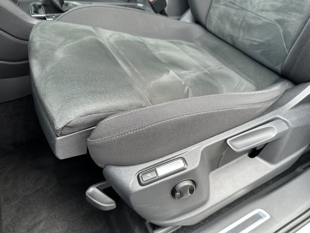 Volkswagen Tiguan 1.5 tsi act 150pk r-line | virtual cockpit | camera | erg