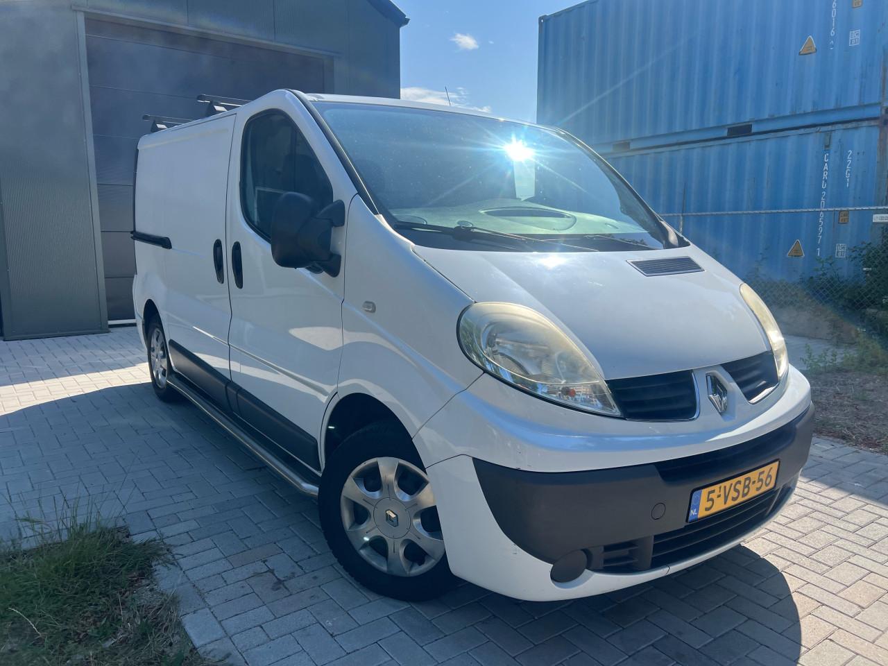 Renault Trafic 2.0 dCi T27 L1H1 Eco 197.465KM