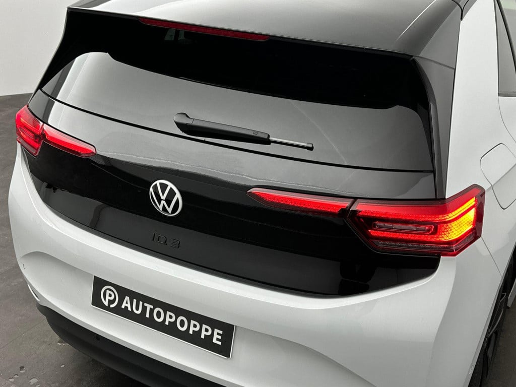 Volkswagen Id.3 pro limited edition 59 kwh accu. 150 kw / 204 pk h