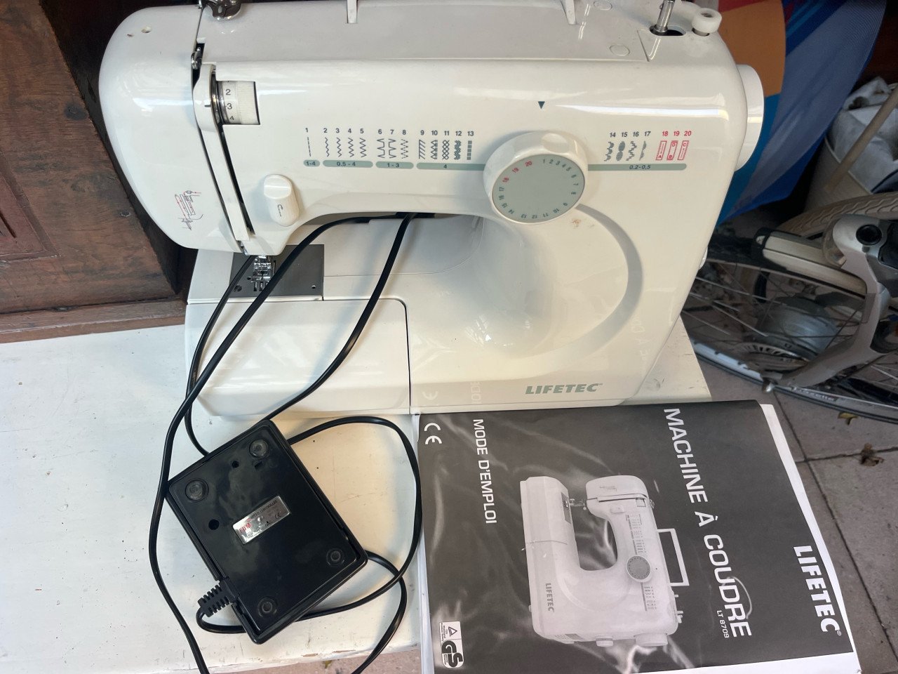 Naaimachine Lifetec