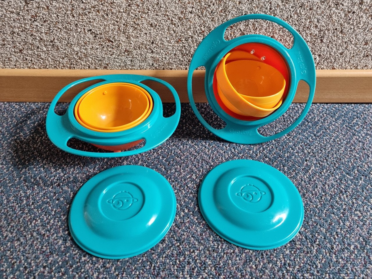 2 tuimelbakjes met deksel