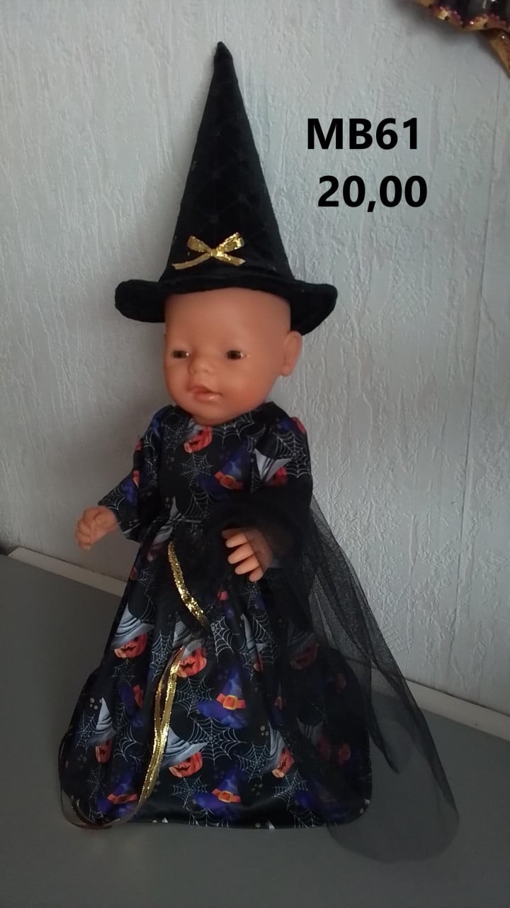 Leuke poppenkleertjes baby born. Halloween set. Opbrengst KiKa.