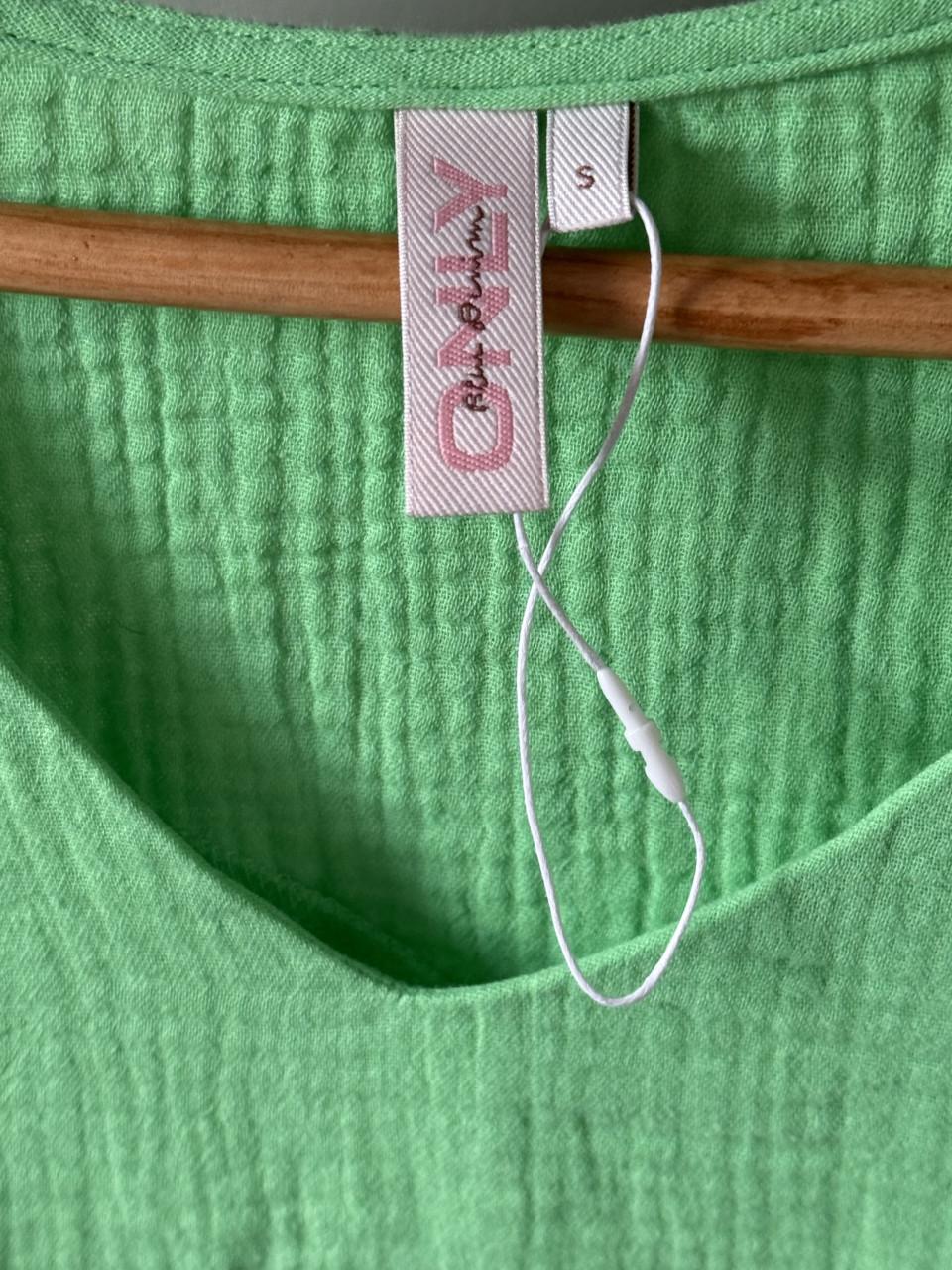 2 keer NIEUWe Wafeltjes katoen Top. Mt XS en S. (36 kleine 38)