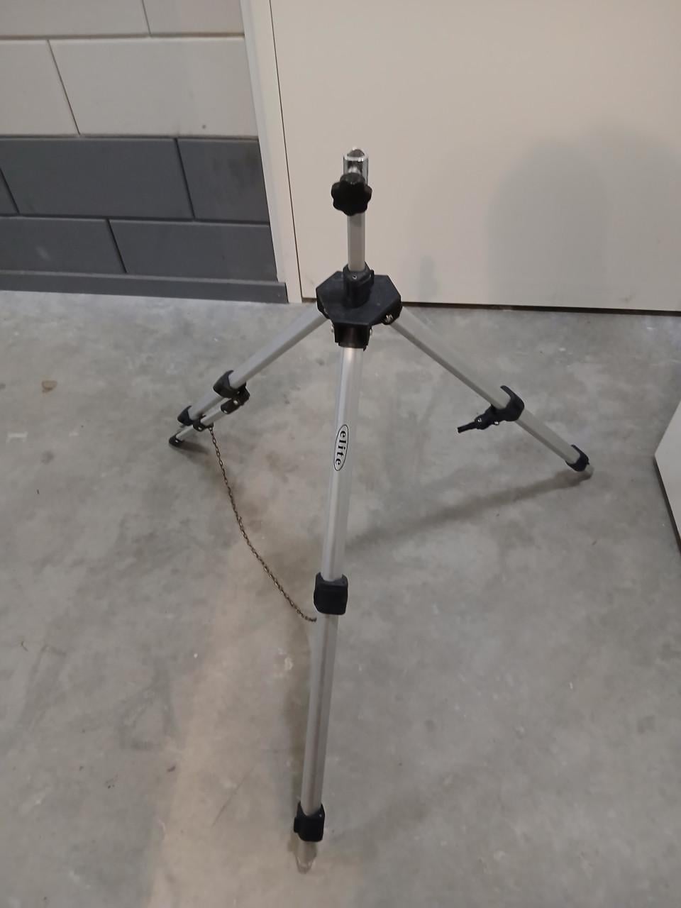 Zeebaarshengel met molen