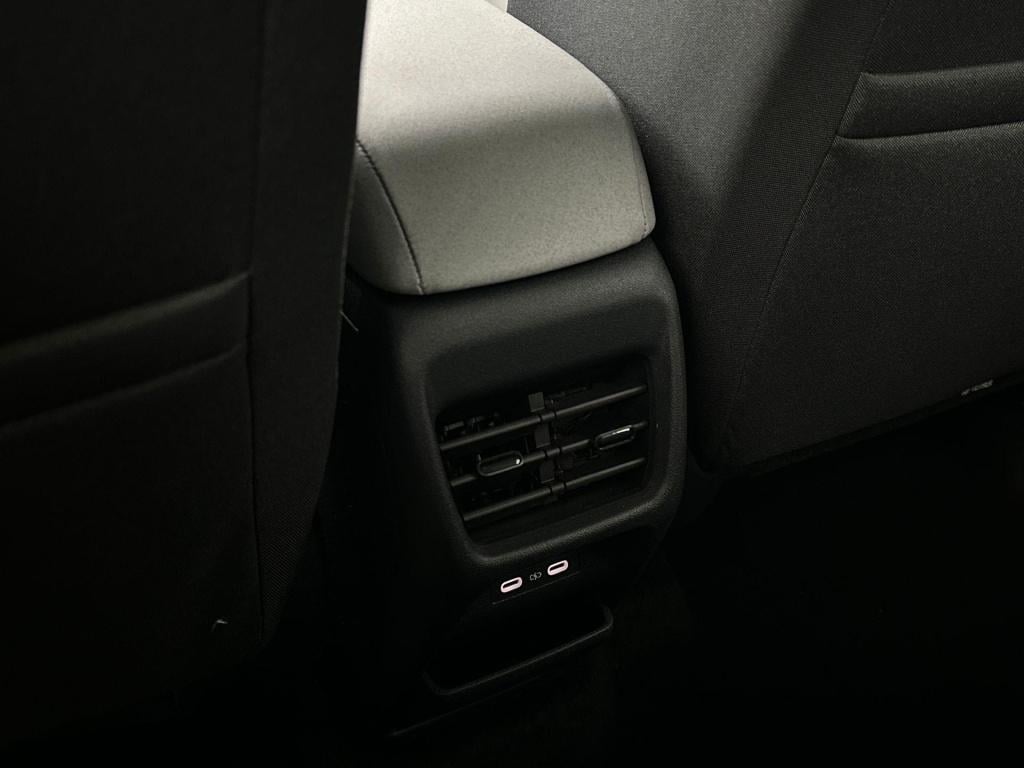 Skoda Epiq hero elektromotor 155 kw / 211 pk hatchback elektr