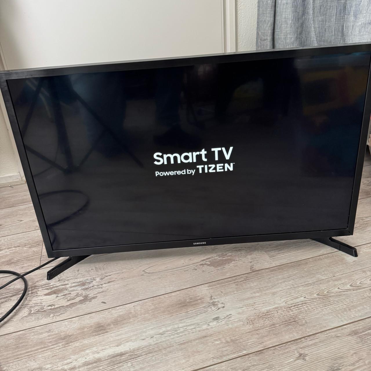 Samsung Smart TV 32 inch (81cm)