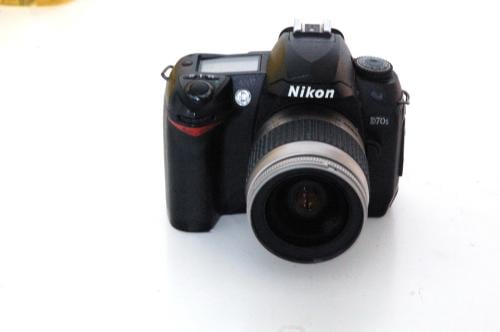 Nikon d70smet 28-80mm. lens