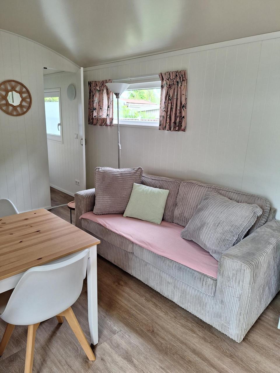 Te koop 2 recreatie woningen op eigen grond, vakantiepark Stelleplas