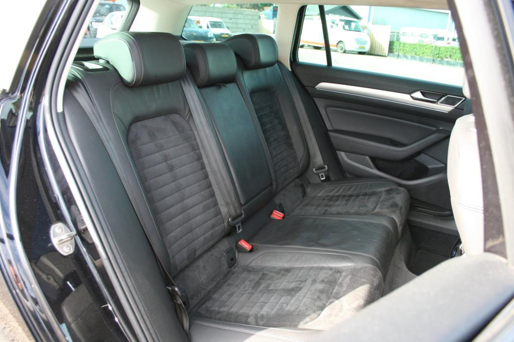 Volkswagen Passat variant 1.4 tsi gte connected series plus