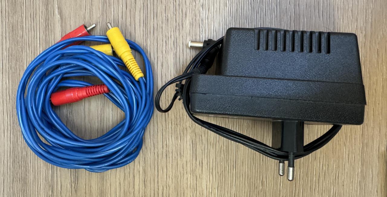 Nintendo NES | 2 Games | 1 controller | Adapter | AV-kabel