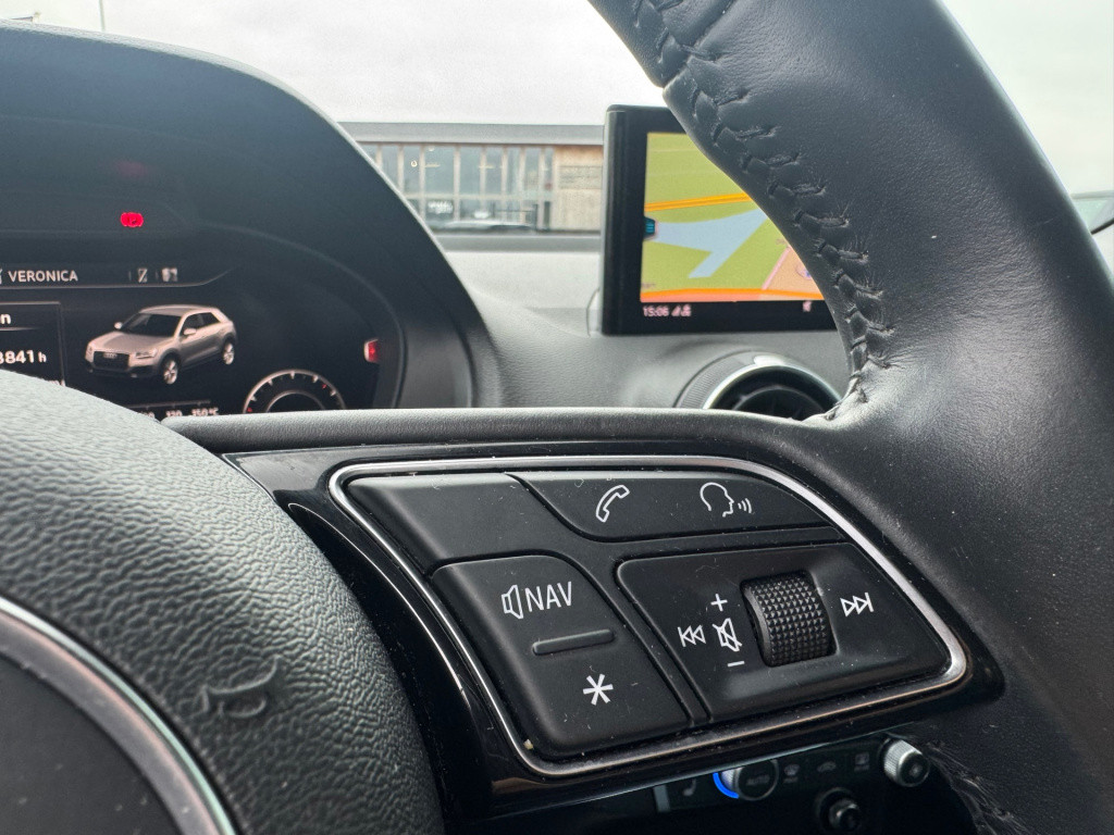 Audi Q2 30 tfsi s-line * virtual cockpit * carplay * keyless * leder