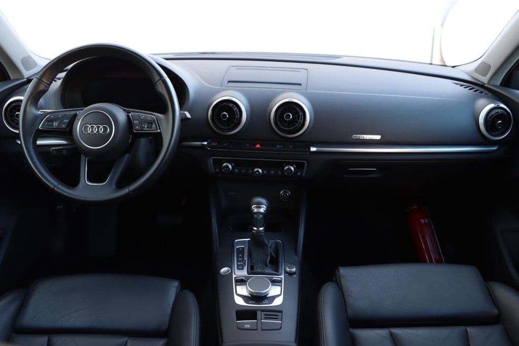 Audi A3 sportback 40 tfsi e-tron sport 204pk s-tronic