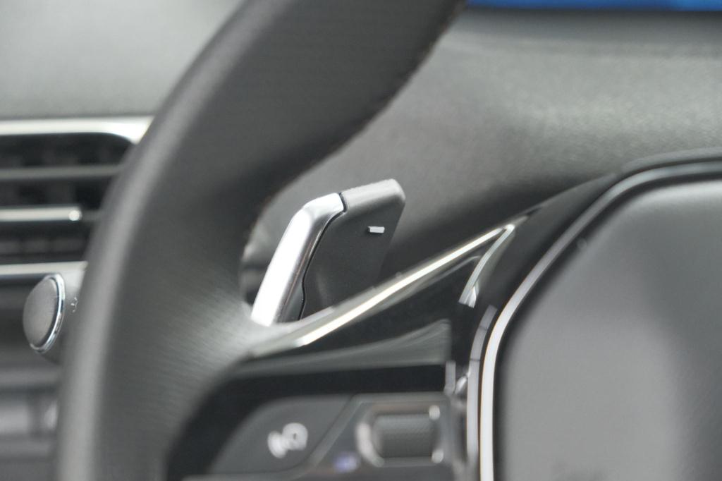 Peugeot 3008 1.2 hybrid 136 gt | 360 camera | adaptieve cruise control | el