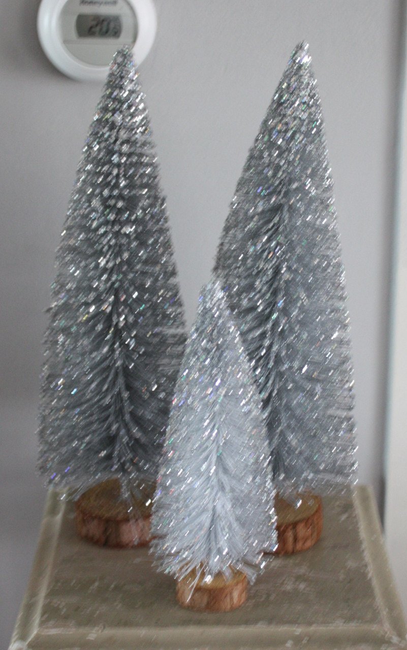 Set van 3 zilverglitter boompjes