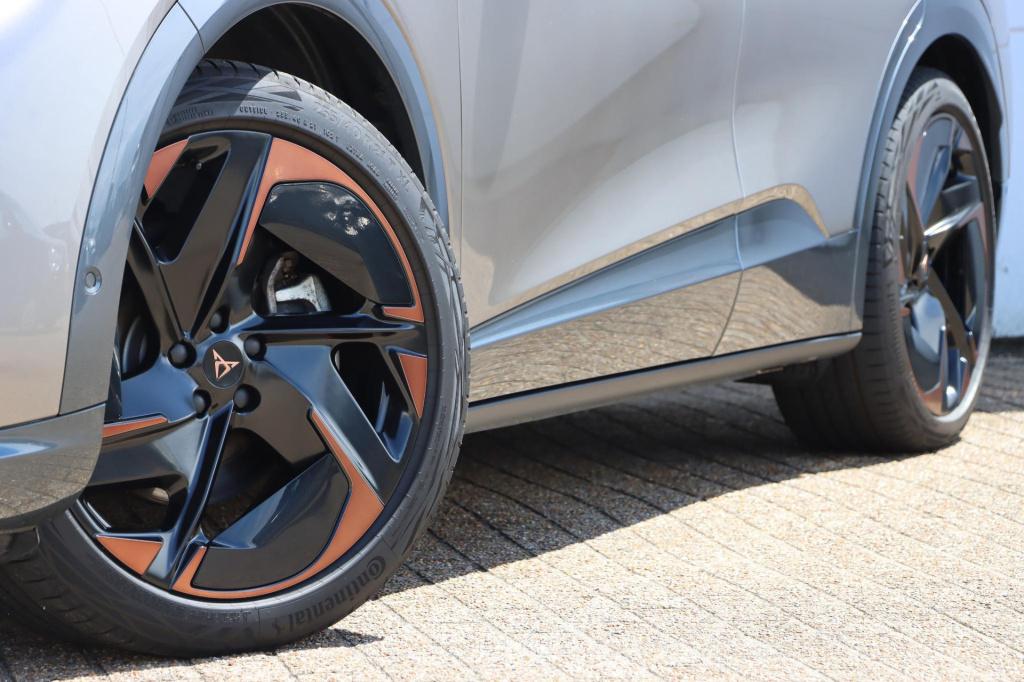Cupra Tavascan vz extreme 82 kwh 340pk | soh 99,7% |