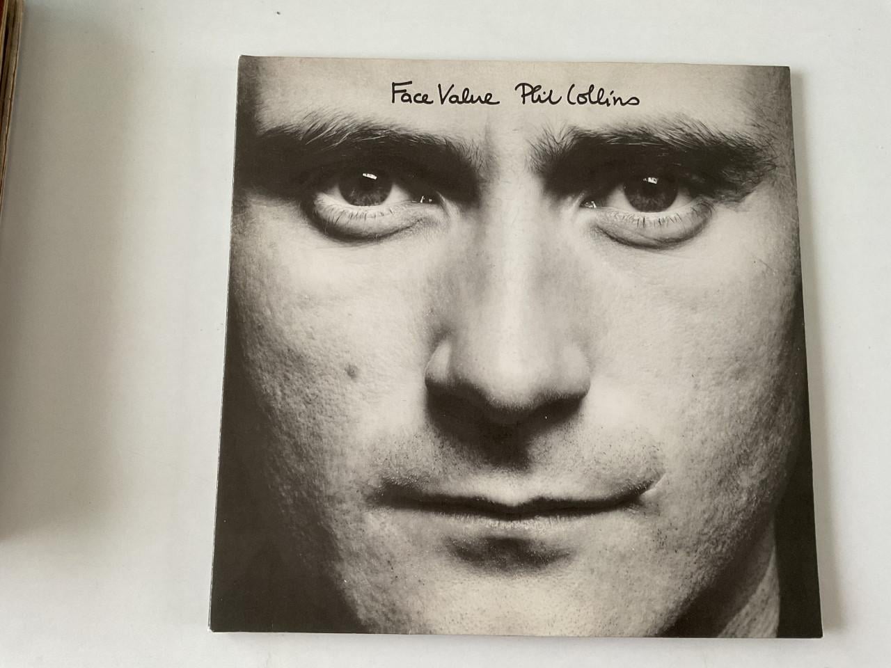 LP van Phil Collins en LP van Don McLean.