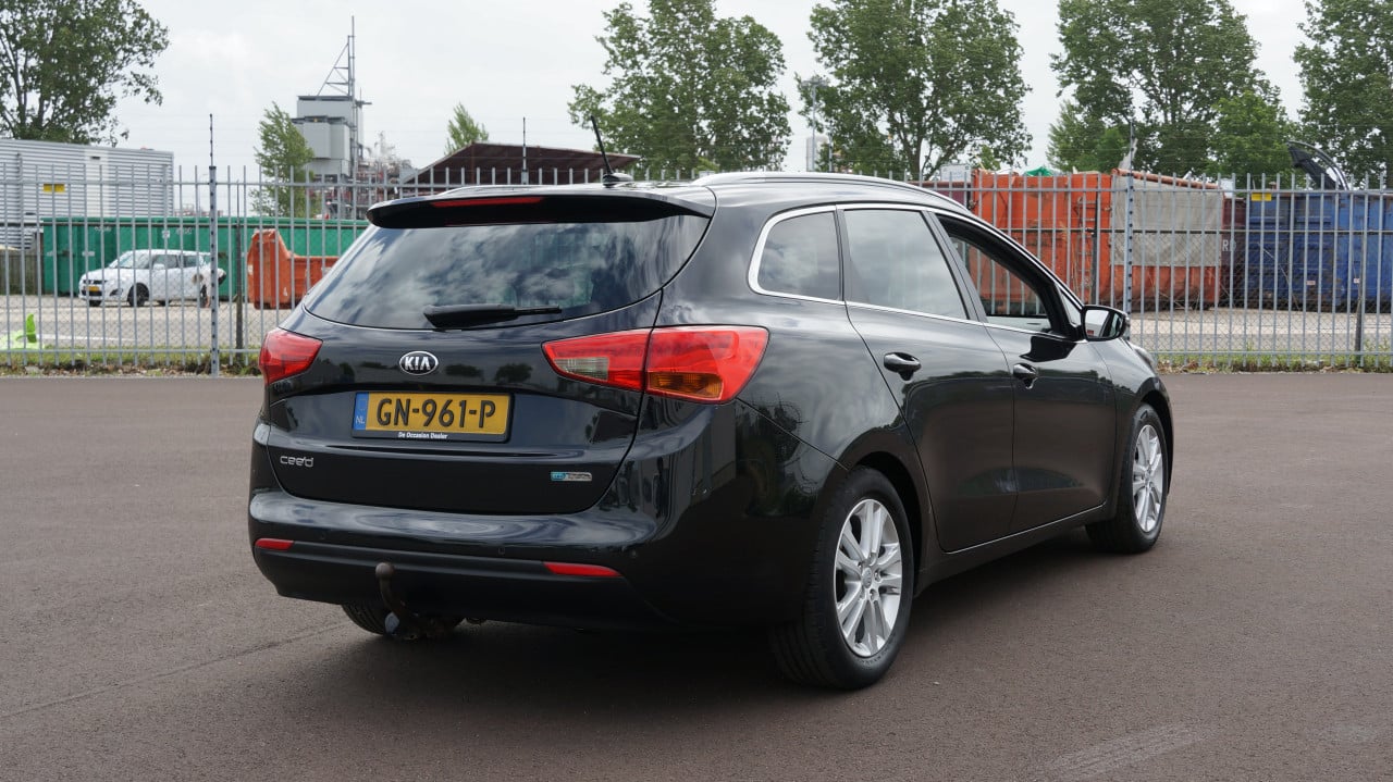 Kia cee'd Sportswagon 1.6 GDI BusinessLine rijklaar incl garantie