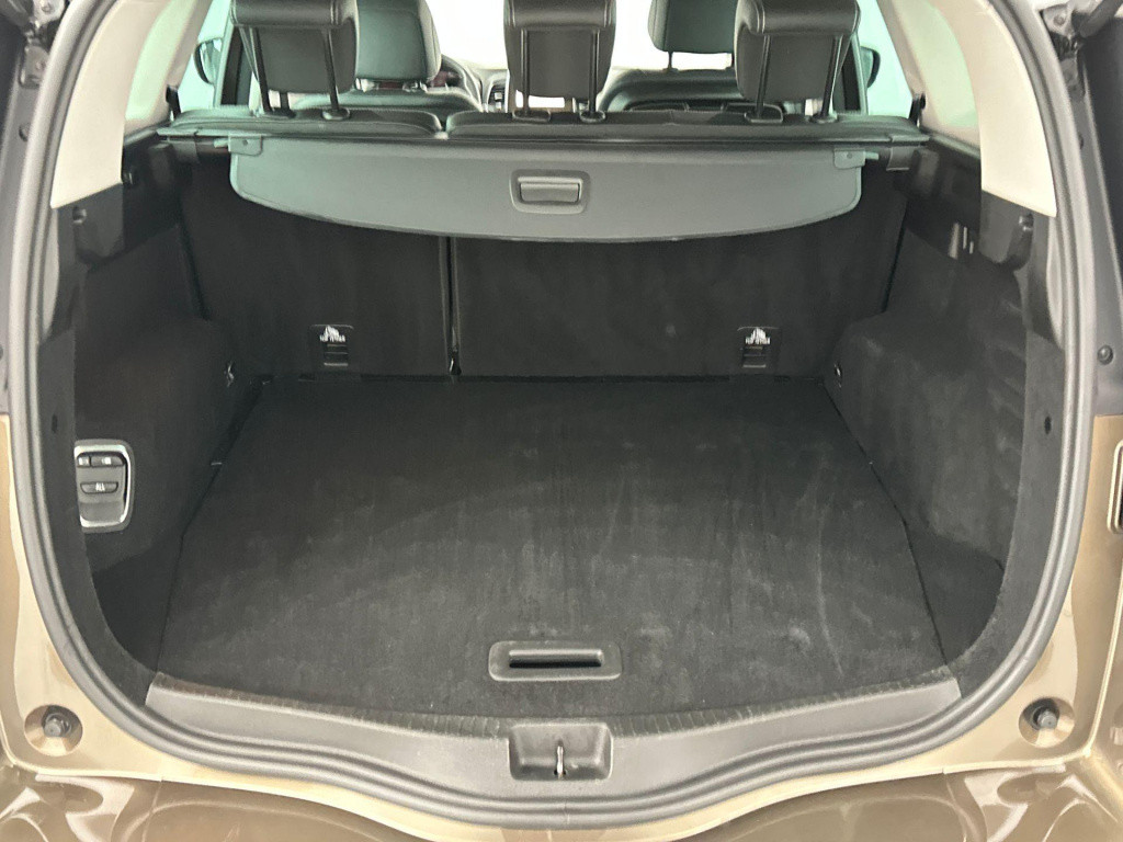 Renault Grand Scenic 1.3 tce intens | trekhaak 1850 kg | 5 persoons | parke